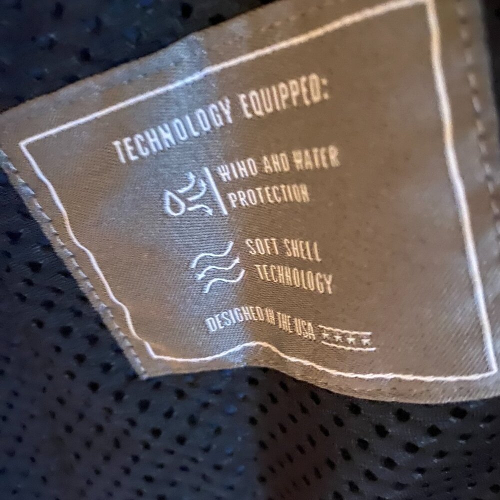 Ariat TEK Softshell Jacket – Women’s Large – Navy… - image 8